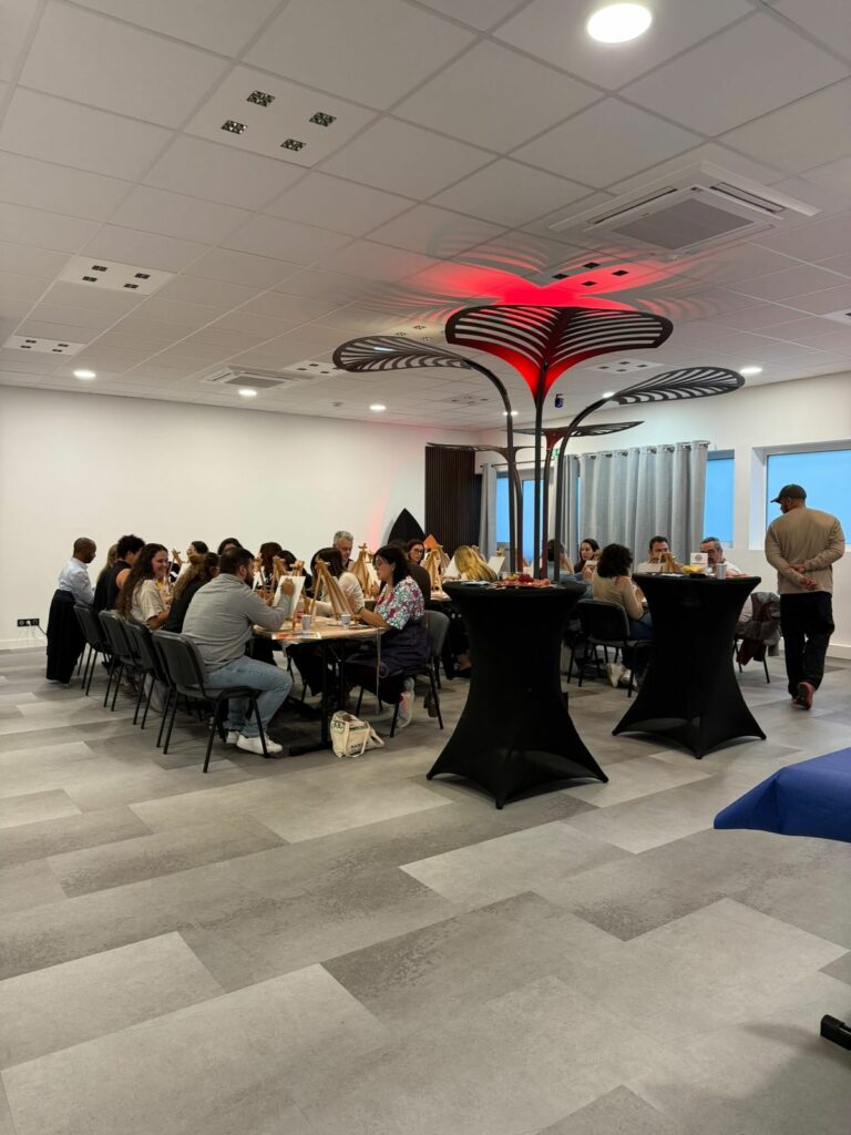 L’atelier du 8 octobre, salle Galaxie
